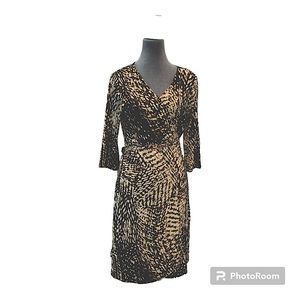 Eye Catching Lightweight Wrap Dress by SOHO Apparel Ltd! SZ14P